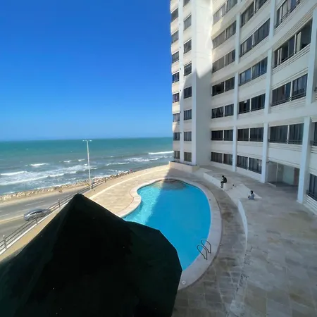 Apartamento Just Steps From The Sea *